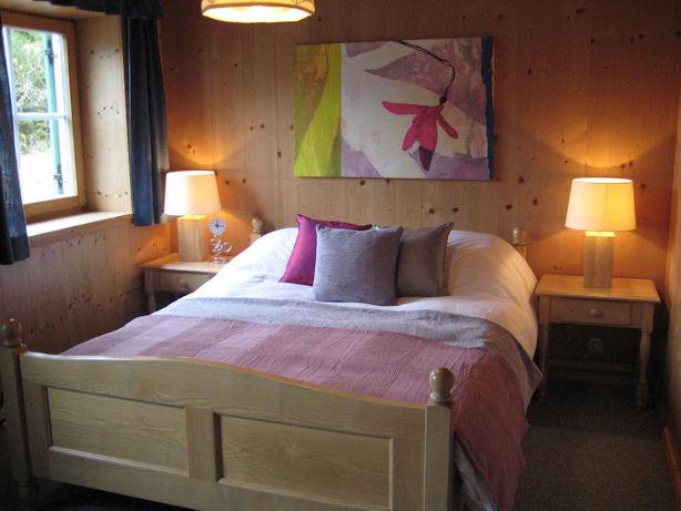 Click to see room photo's